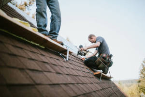 Local Roofers in Windsor Hills, CA